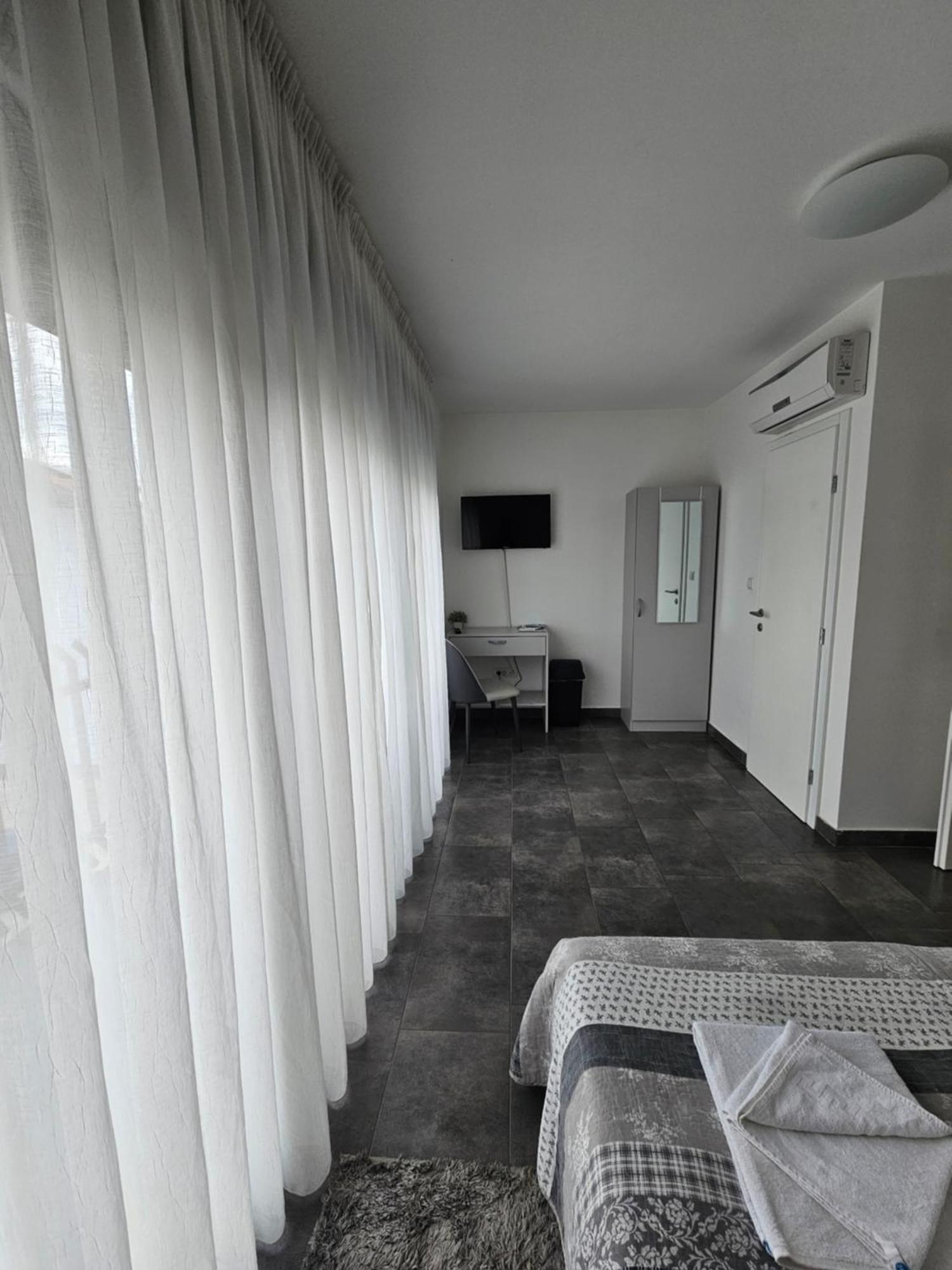 Filipovic Rent A Car & Apartments Selnica Scitarjevska Bagian luar foto